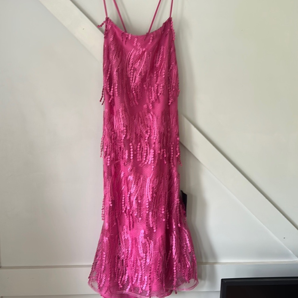Lulu’s, size XL, fushia pink